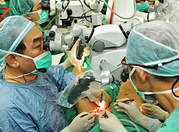 Live Surgery: Isao Koshima, MD